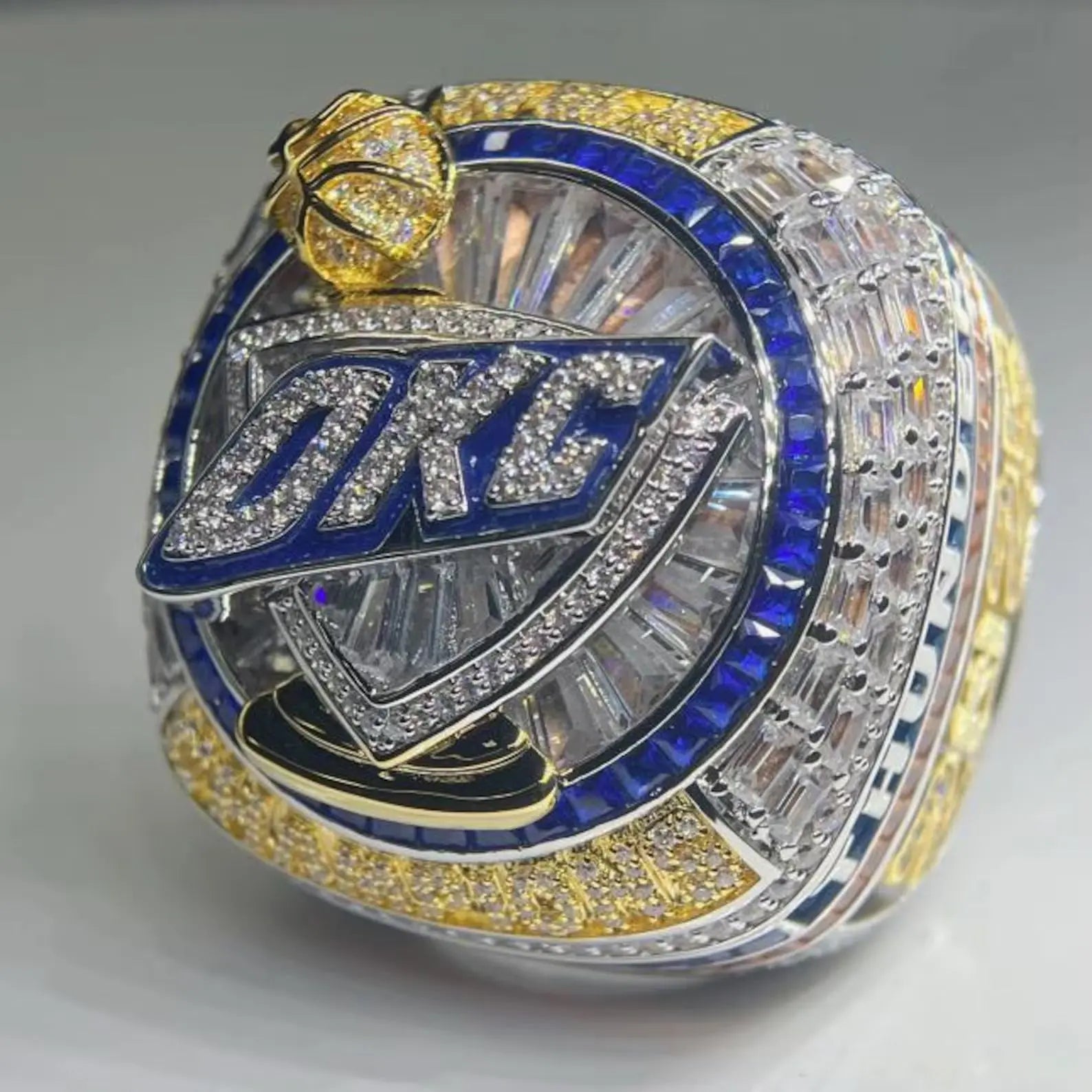 2025 Oklahoma City Thunder Championship Ring - Premium Luxury Series - Legend Sports Rings