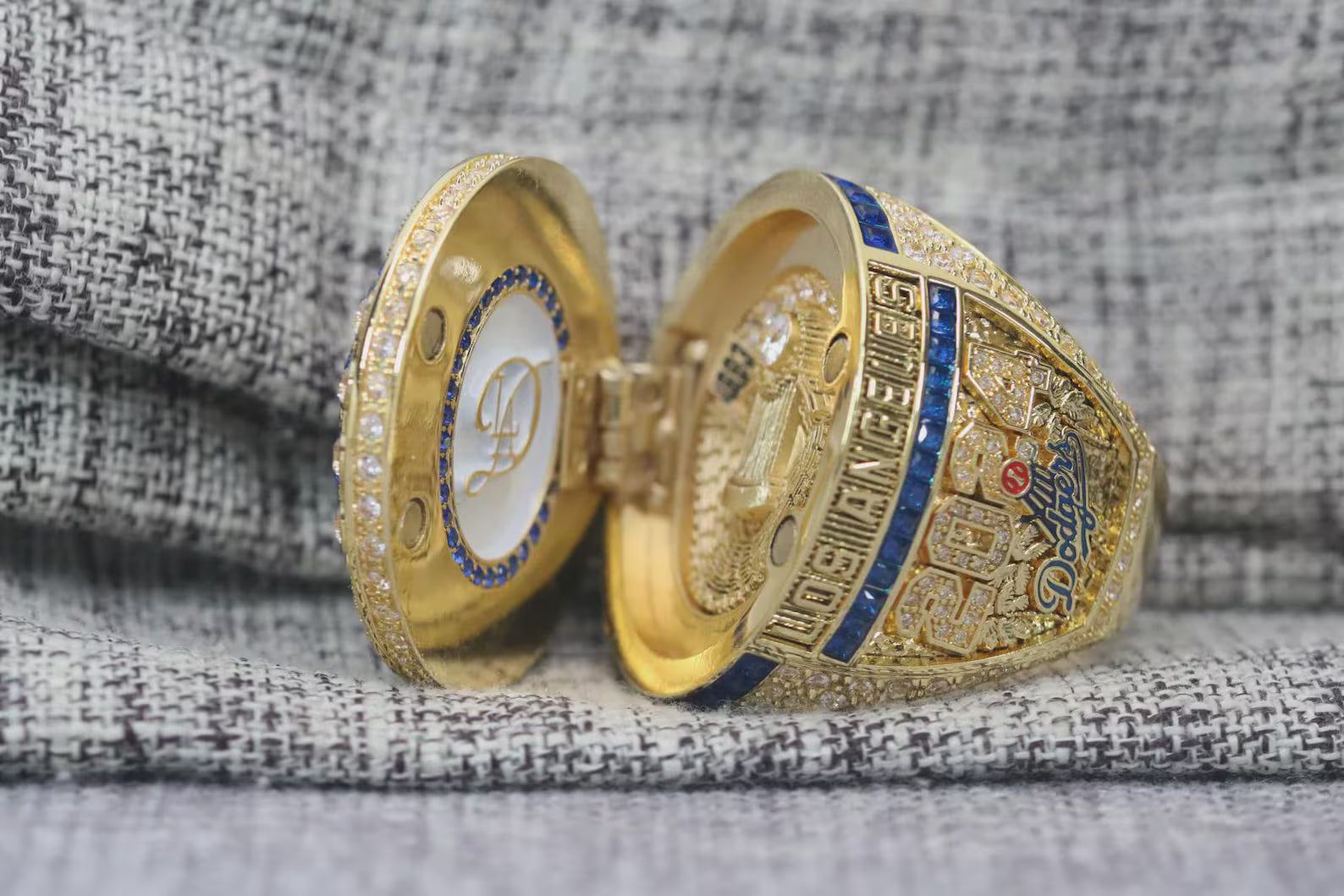 2024 Los Angeles Dodgers World Series Championship Ring - Standard Series - Legend Sports Rings